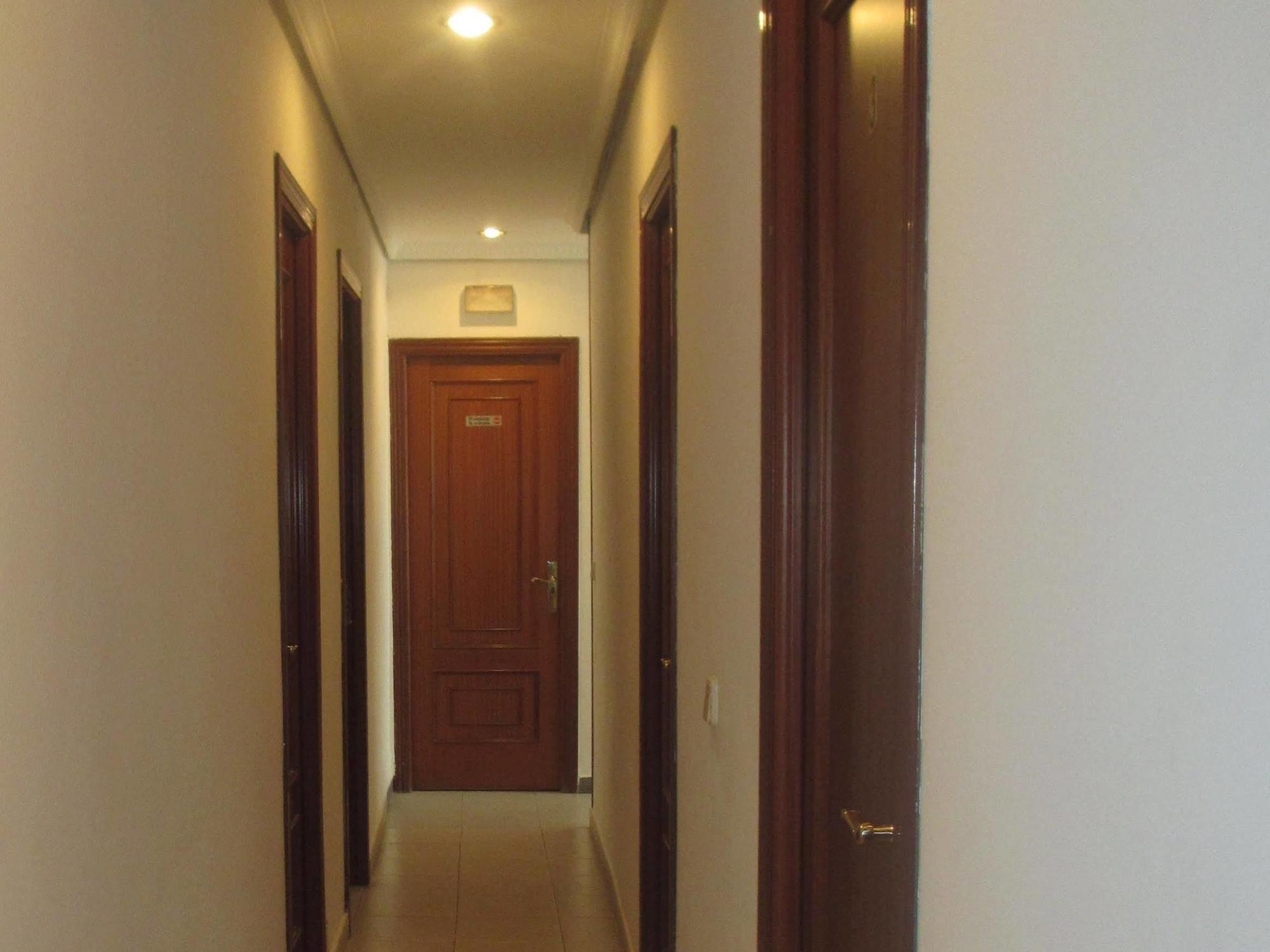 Hostal Pan America Madrid Bagian luar foto